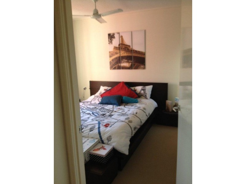 15/68 Pulgul Street, Urangan QLD 4655