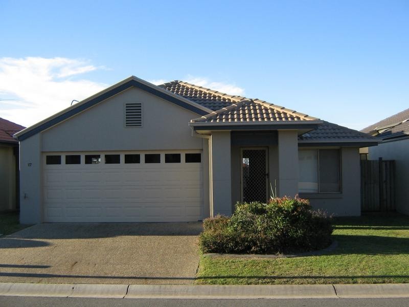 15 College Street, North Lakes QLD 4509