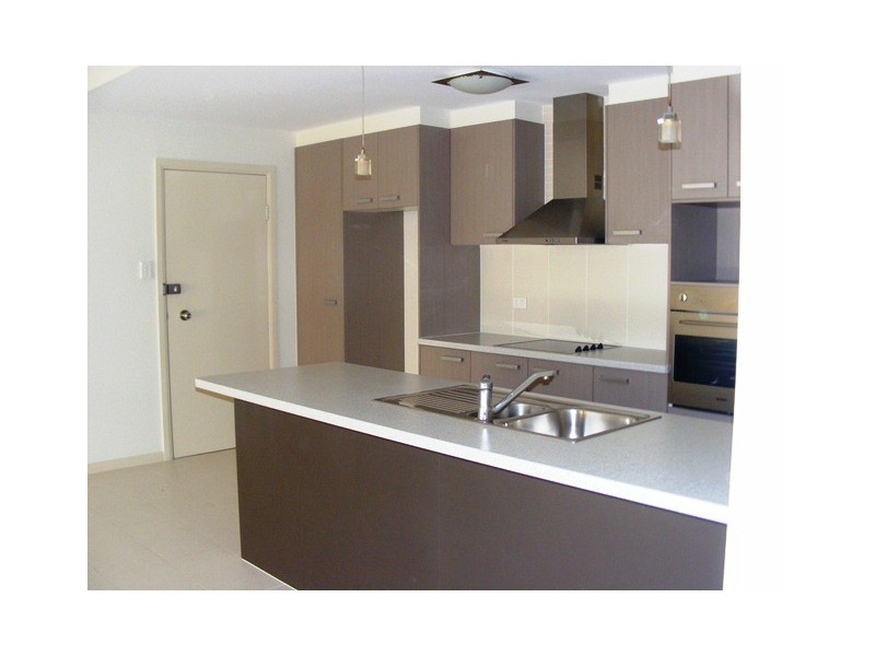 11/26 Sydney Street, Redcliffe QLD 4020