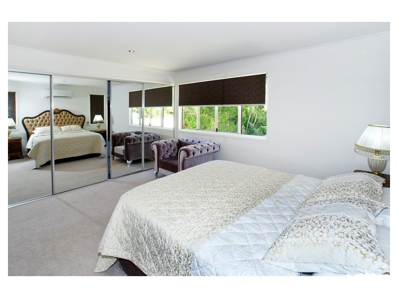 8 a Brennan Road, Scarborough QLD 4020