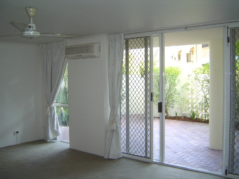 57 Lambert Street, Kangaroo Point QLD 4169