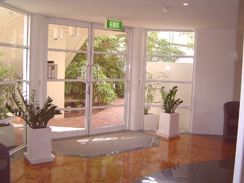 57 Lambert Street, Kangaroo Point QLD 4169