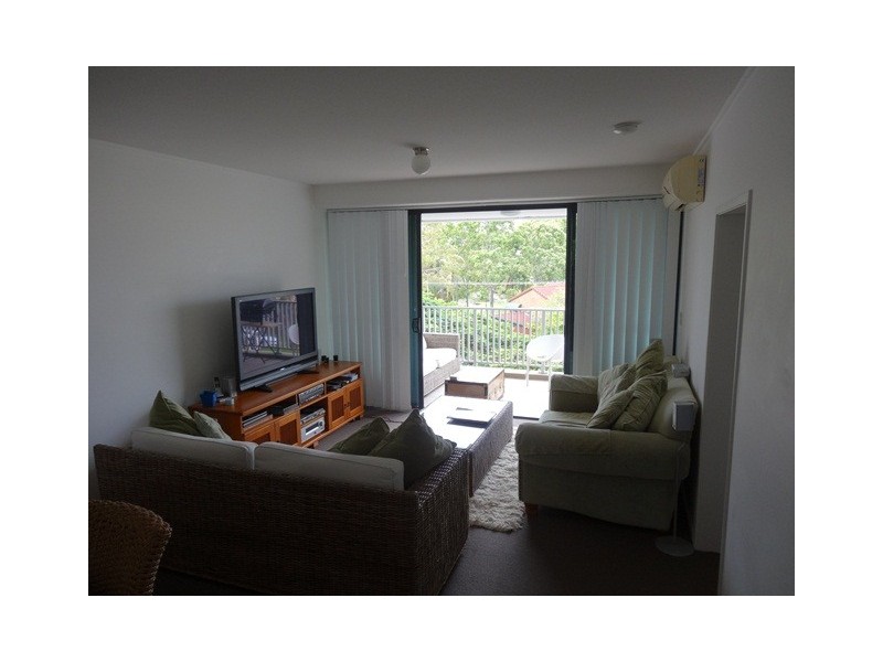203/25 Dix Street, Redcliffe QLD 4020