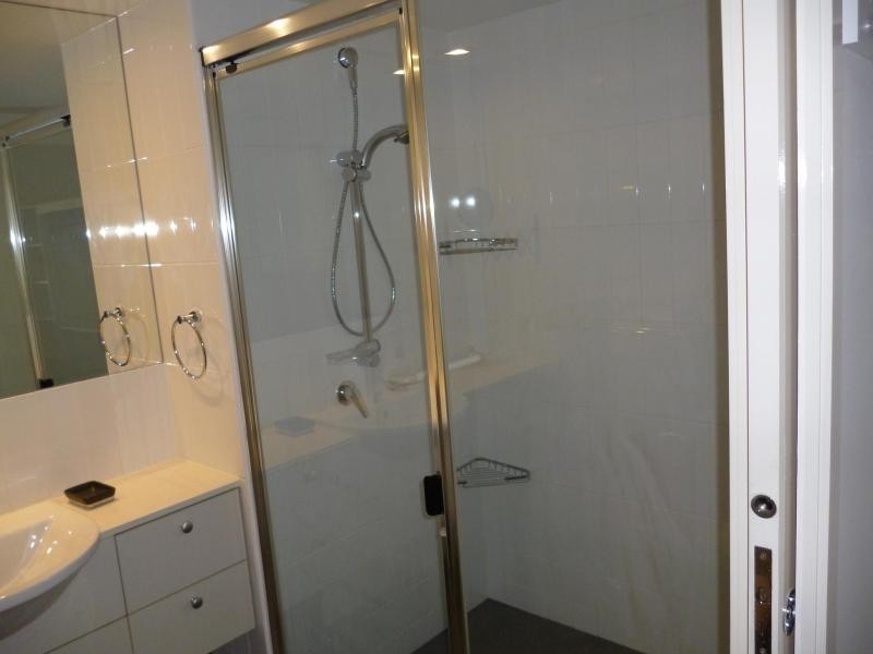 3/3 Parkland Boulevard, Brisbane QLD 4000