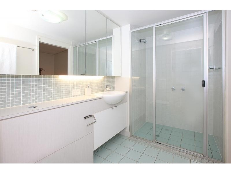 66/43 Love Street, Bulimba QLD 4171