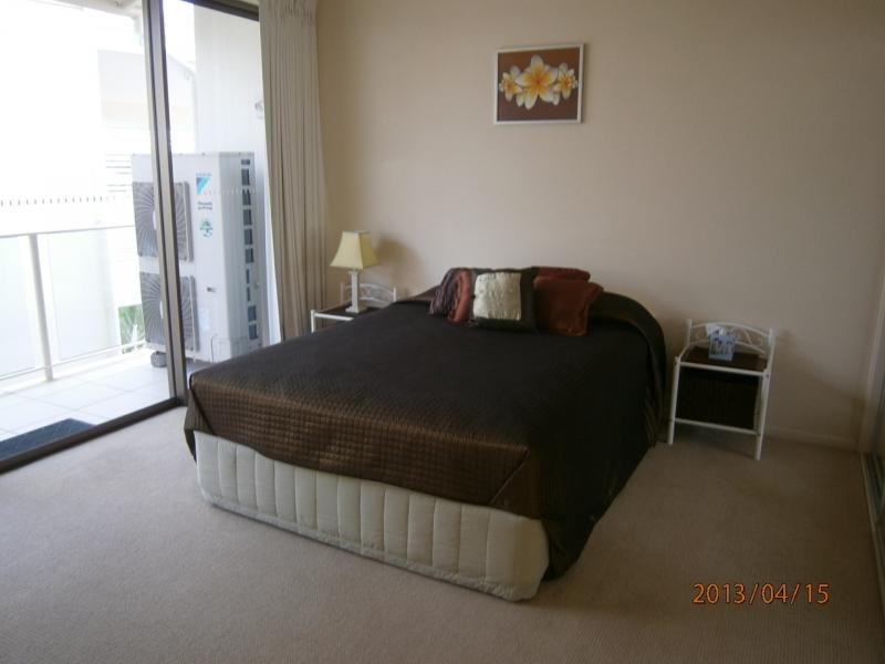 1 Grenada Way, Kawana Island QLD 4575