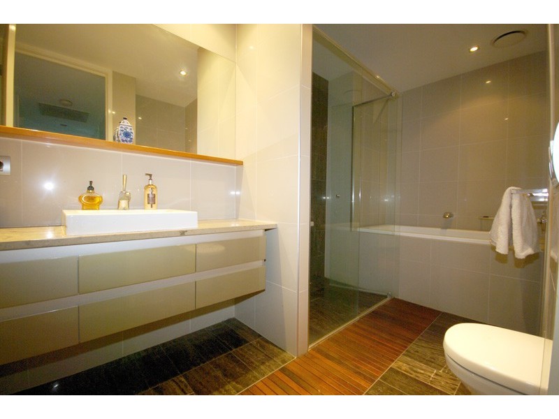 Milton QLD 4064