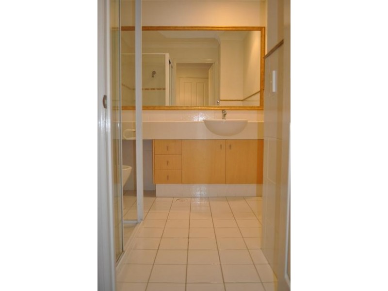 49/480 Christine Avenue, Robina QLD 4226