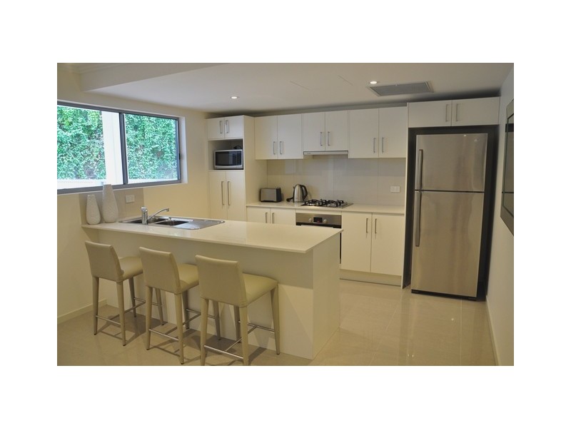 202/23 Robinson Place, Kelvin Grove QLD 4059