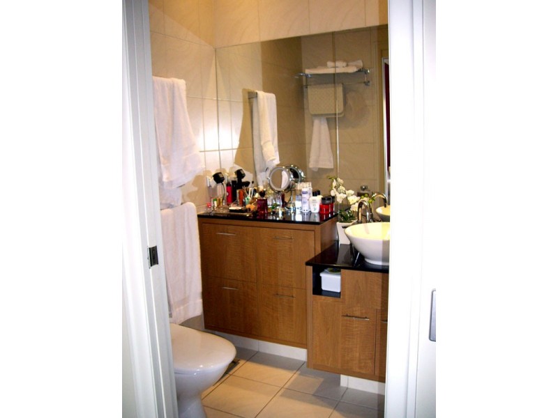 32/7 Elliott St, Surfers Paradise QLD 4217