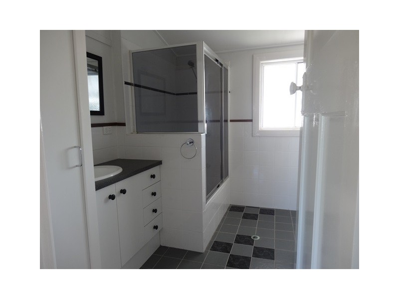 1/10 Garnet Street, Scarborough QLD 4020