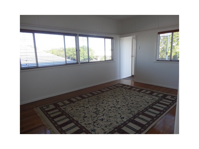 1/10 Garnet Street, Scarborough QLD 4020
