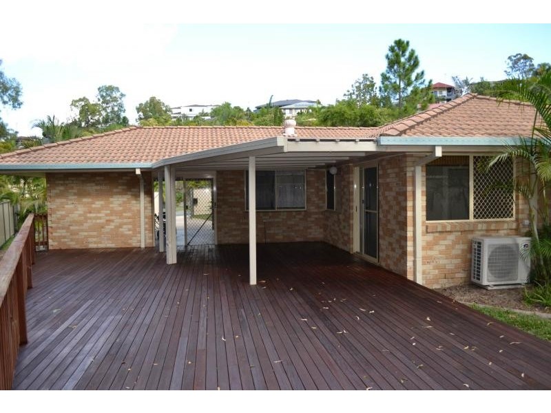 135 Universal Street, Oxenford QLD 4210