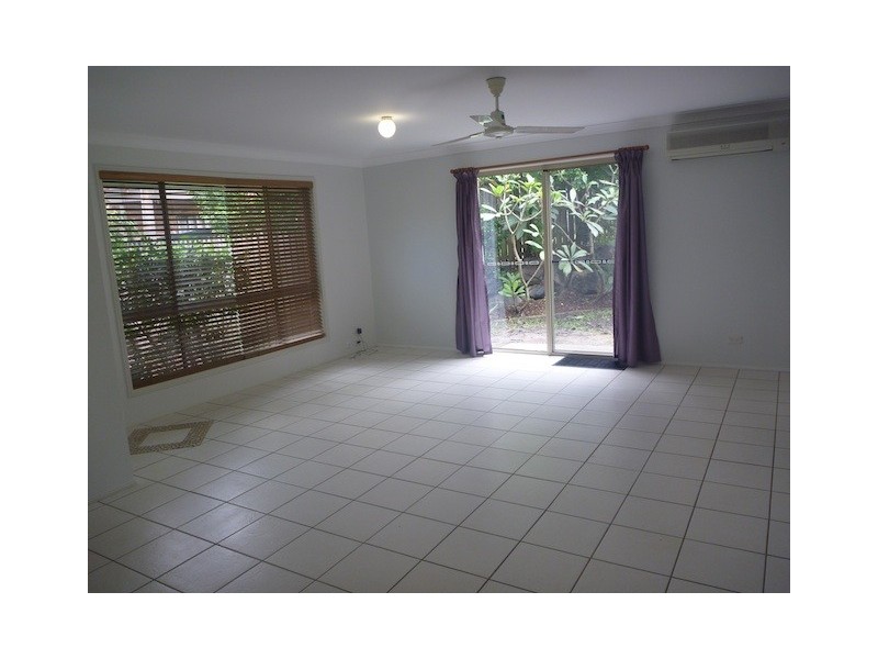 Elanora QLD 4221