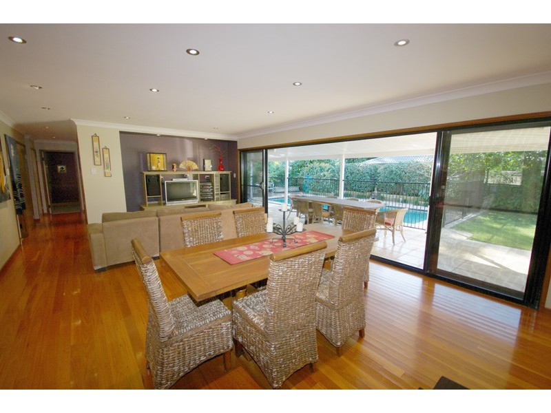 5 Joseph Place, Ormiston QLD 4160