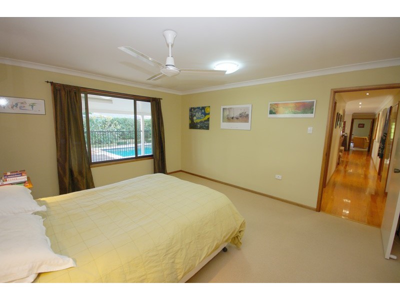 5 Joseph Place, Ormiston QLD 4160