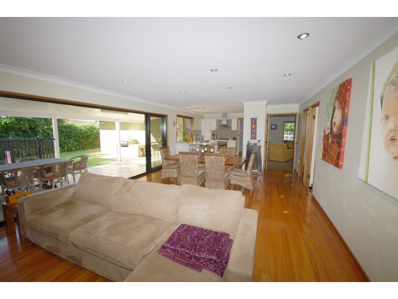 5 Joseph Place, Ormiston QLD 4160
