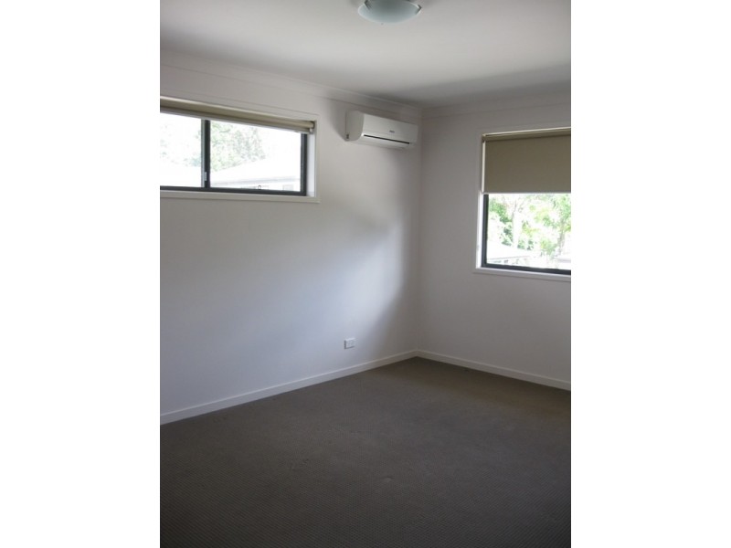 39 Ariel Ave, Kingston QLD 4114