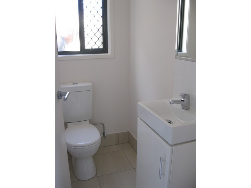 39 Ariel Ave, Kingston QLD 4114