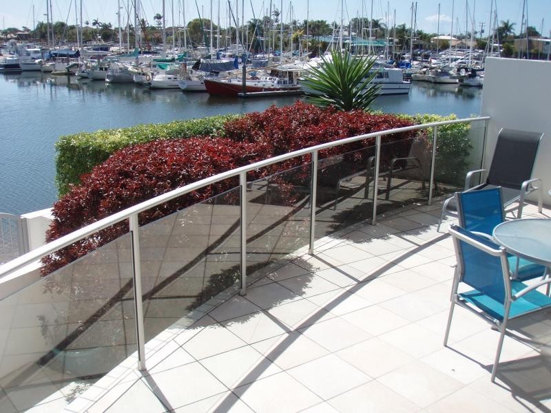 13 Nicklin Way, Minyama QLD 4575