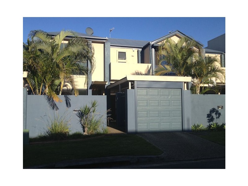 124 Varsity Parade, Varsity Lakes QLD 4227