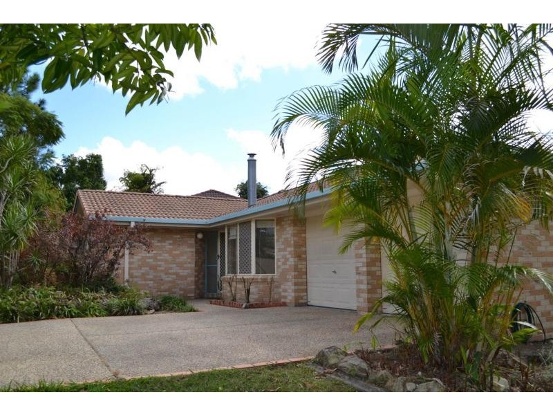 135 Universal Street, Oxenford QLD 4210