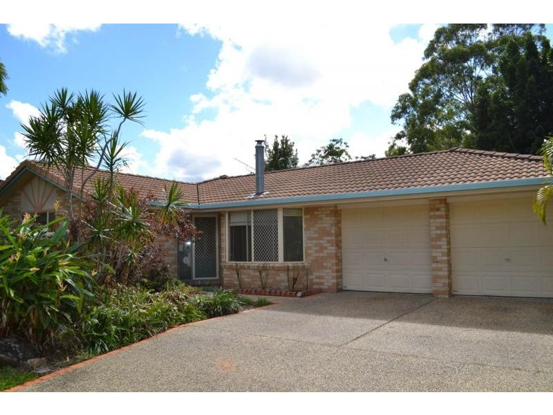 135 Universal Street, Oxenford QLD 4210