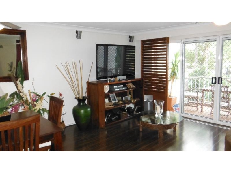 27/37 Bayview Street, Runaway Bay QLD 4216