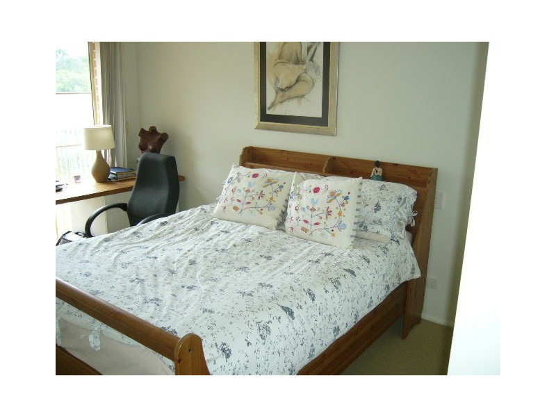 18 Tallebudgeera Creek Rd,, Burleigh Heads QLD 4220