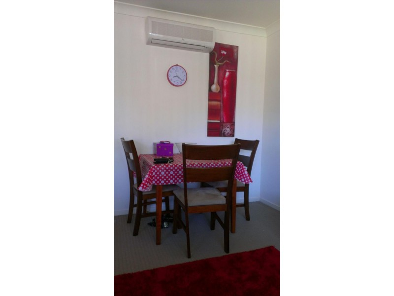 3/5 Judith St, Flinders View QLD 4305