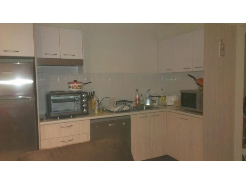 3/5 Judith St, Flinders View QLD 4305