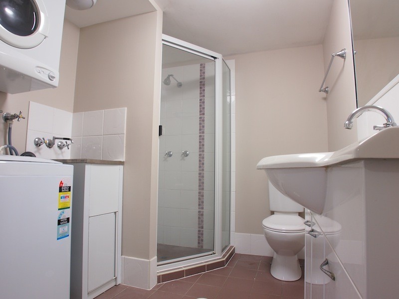 15/4 Omeo Street, Macgregor QLD 4109