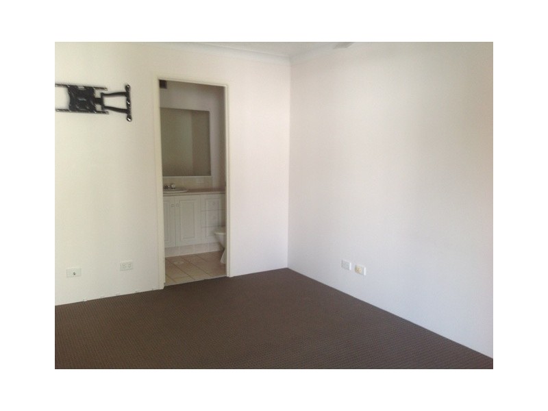 19/37 Mawarra Street, Chevron Island QLD 4217