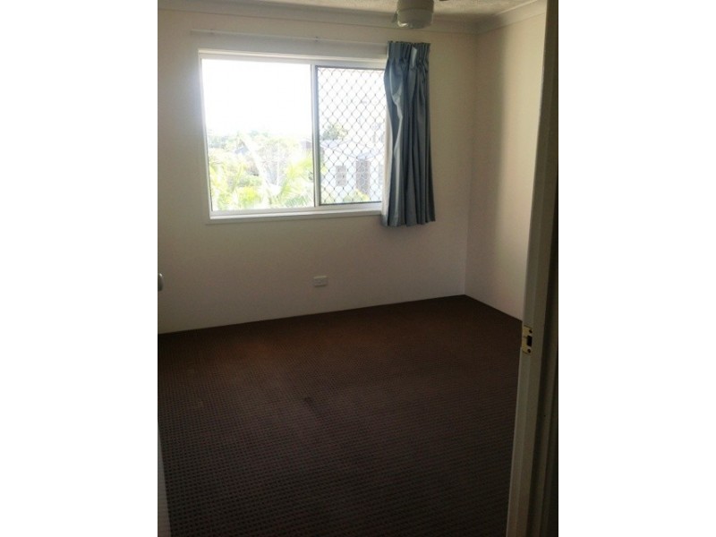 19/37 Mawarra Street, Chevron Island QLD 4217