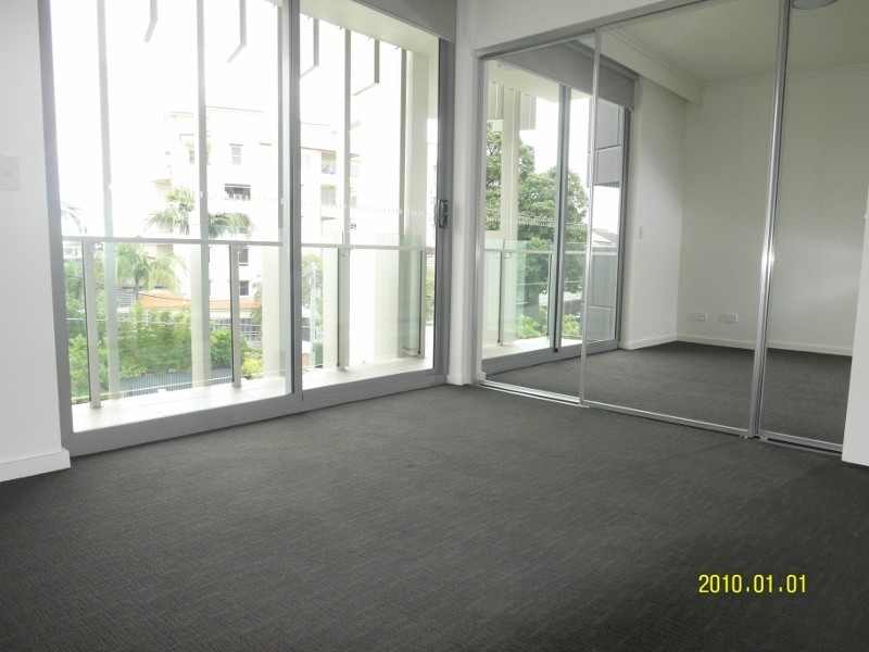 15/75 Barker Street, New Farm QLD 4005