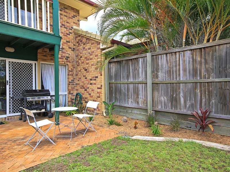 4/302 College Road, Karana Downs QLD 4306