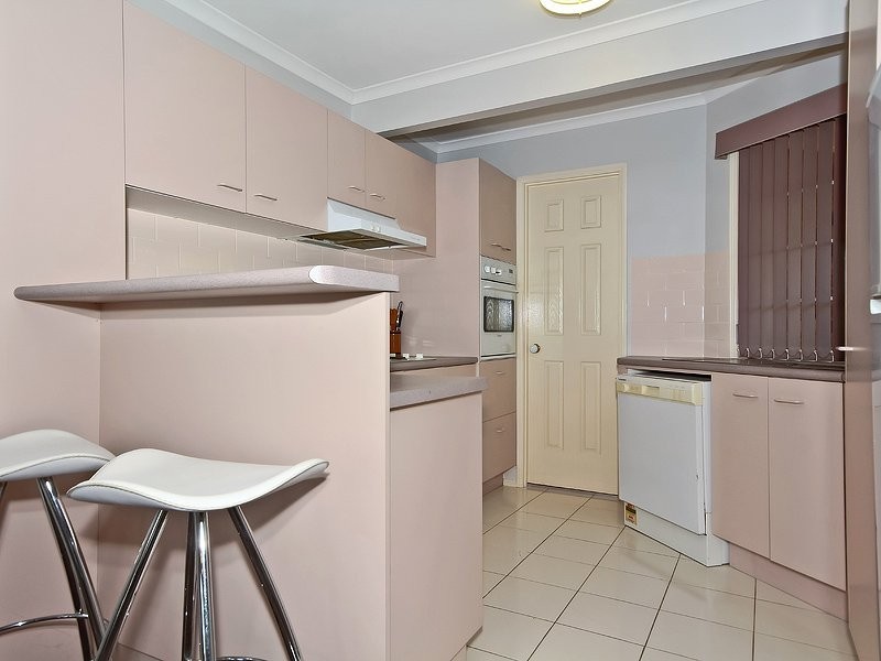 4/302 College Road, Karana Downs QLD 4306