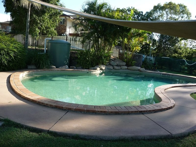 4/302 College Road, Karana Downs QLD 4306