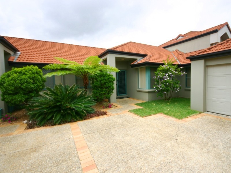 25/19 Santa Barbara Road, Hope Island QLD 4212
