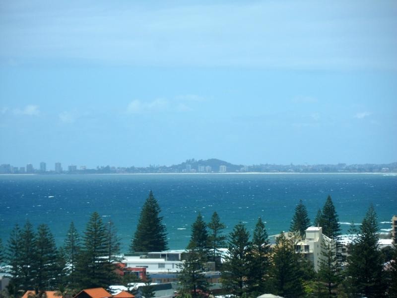 2073/2633 Gold Coast Highway, Broadbeach QLD 4218