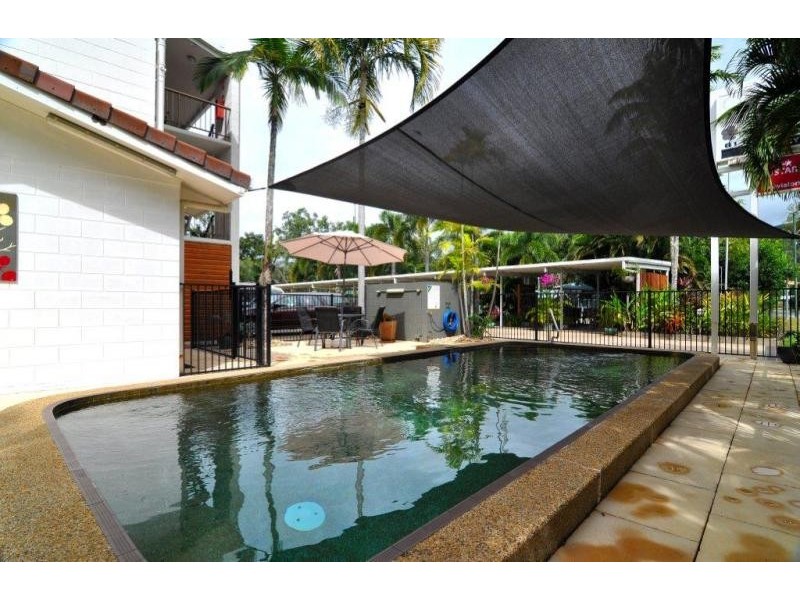 2/81-87 Guide Street, Clifton Beach QLD 4879
