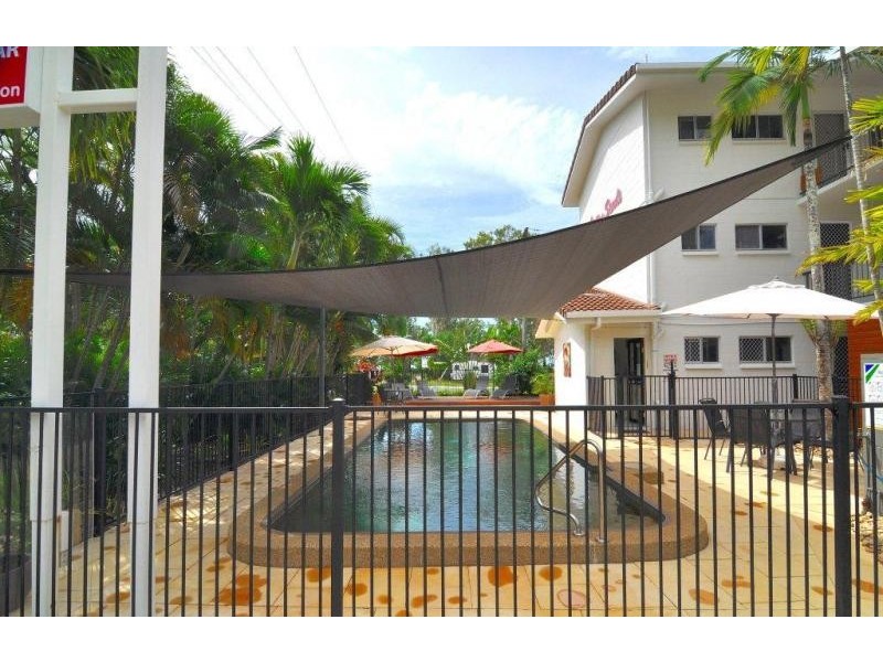 2/81-87 Guide Street, Clifton Beach QLD 4879
