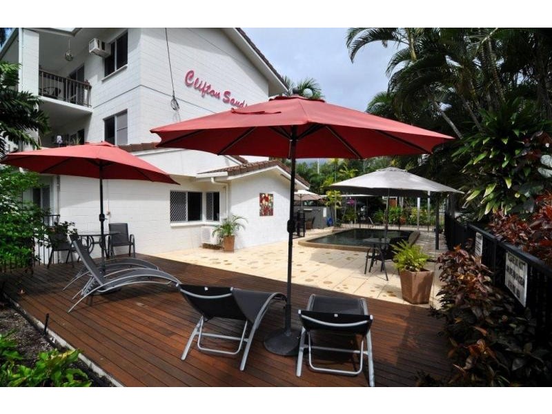 2/81-87 Guide Street, Clifton Beach QLD 4879