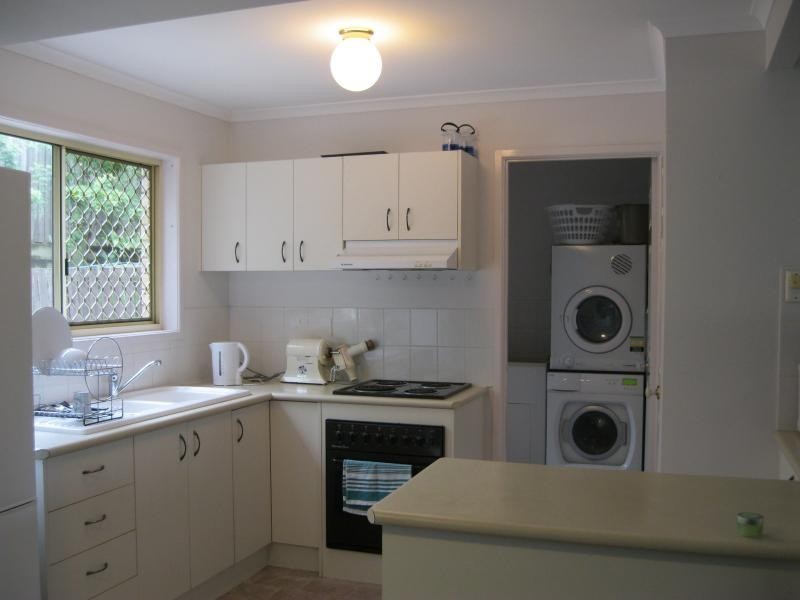 7 Oricon Court, Springwood QLD 4127