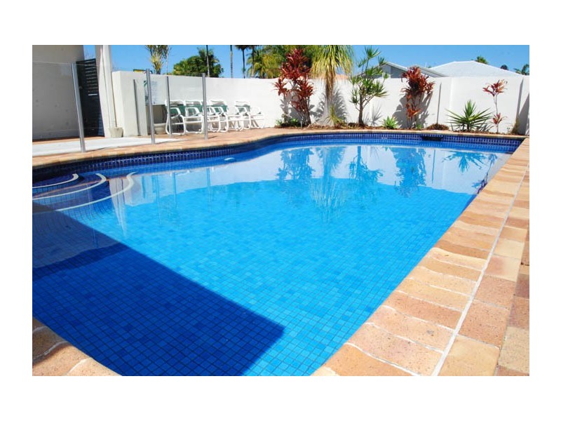 25 Coronet Crescent, Burleigh Waters QLD 4220