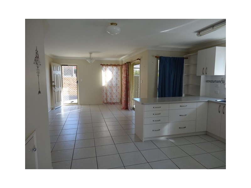 5/4 Wattle Road, Rothwell QLD 4022