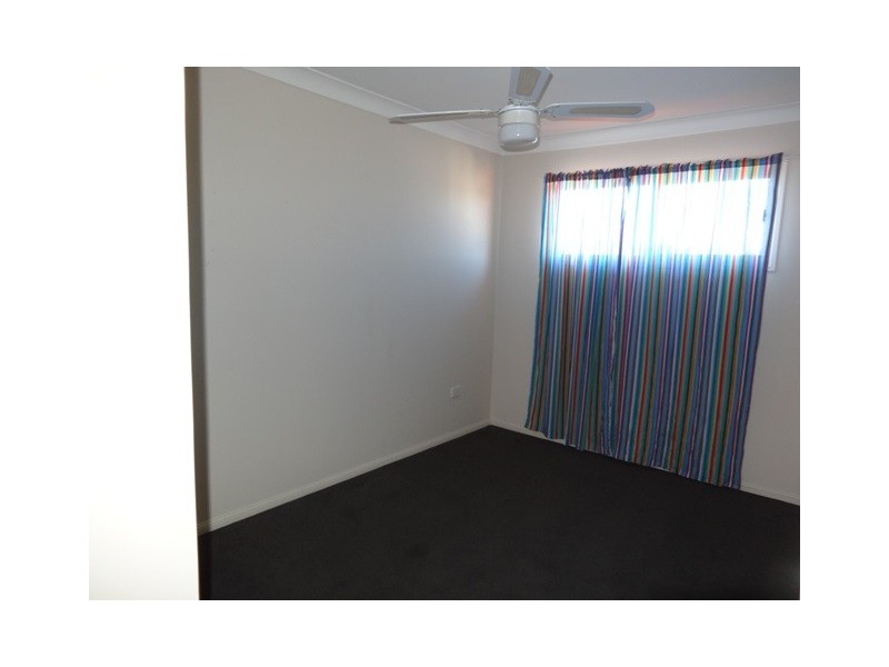 5/4 Wattle Road, Rothwell QLD 4022