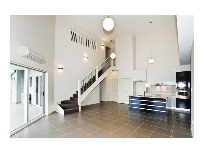 21/13 Louis Street, Redcliffe QLD 4020