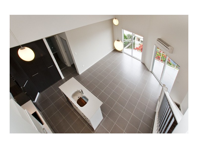 21/13 Louis Street, Redcliffe QLD 4020