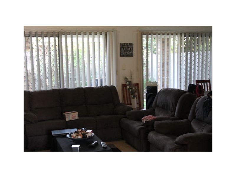220 Christine Ave, Burleigh Waters QLD 4220